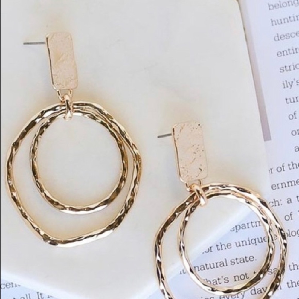 NEW! Gold Textured Statement Earrings. 2.25” long - Picture 3 of 4